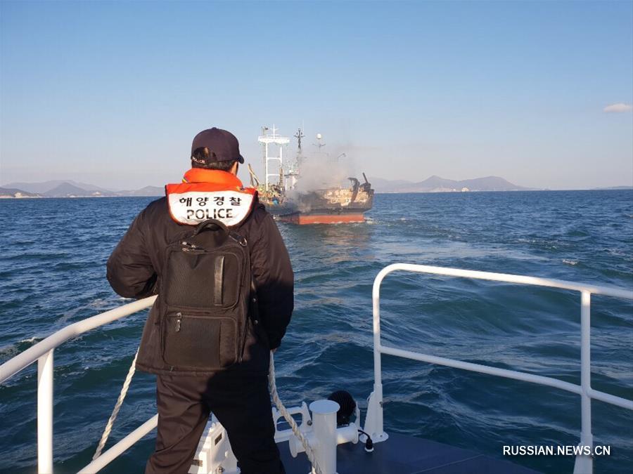 Китайский гражданин пропал без вести в результате пожара на рыболовецком судне у берегов Республики Корея