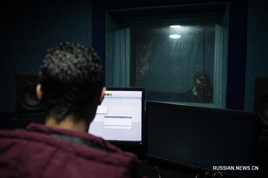 Студия дубляжа в Каире знакомит зрителей с китайскими фильмами и программами
