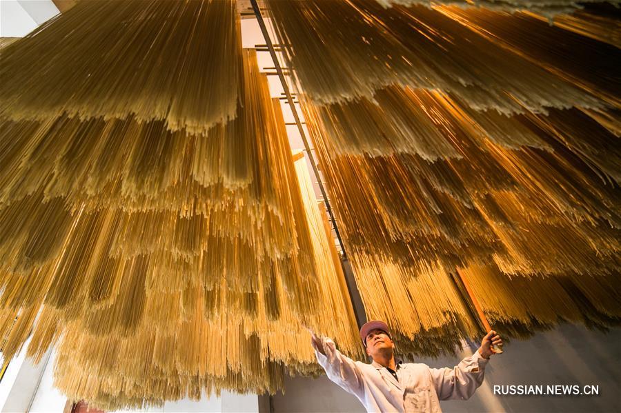 ВВП Китая впервые превысил отметку в 90 трлн юаней