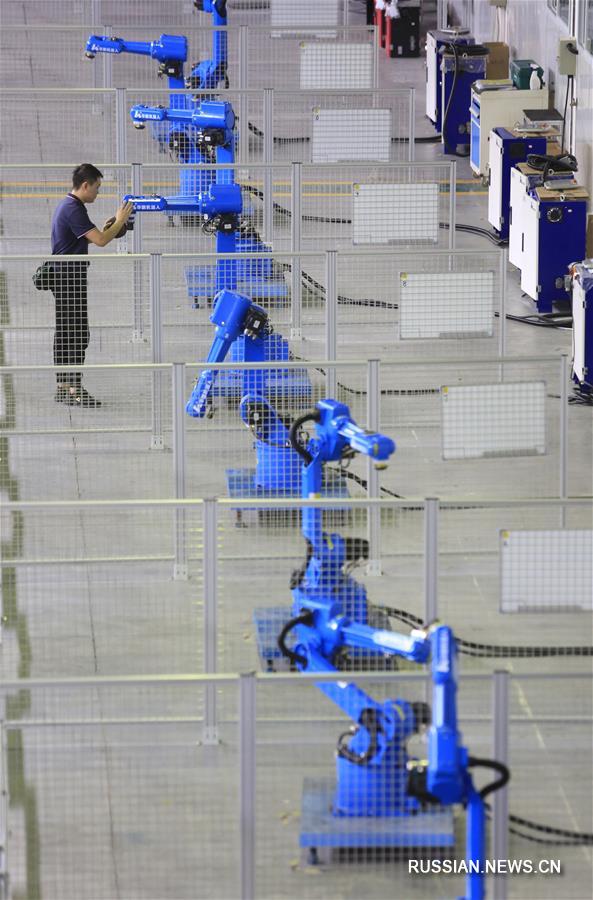 ВВП Китая впервые превысил отметку в 90 трлн юаней