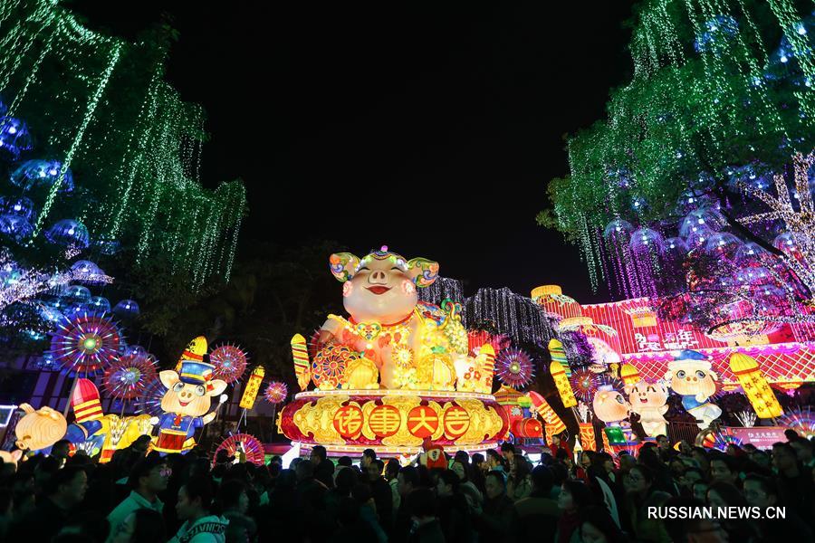 Фестиваль фонарей в Цзыгуне