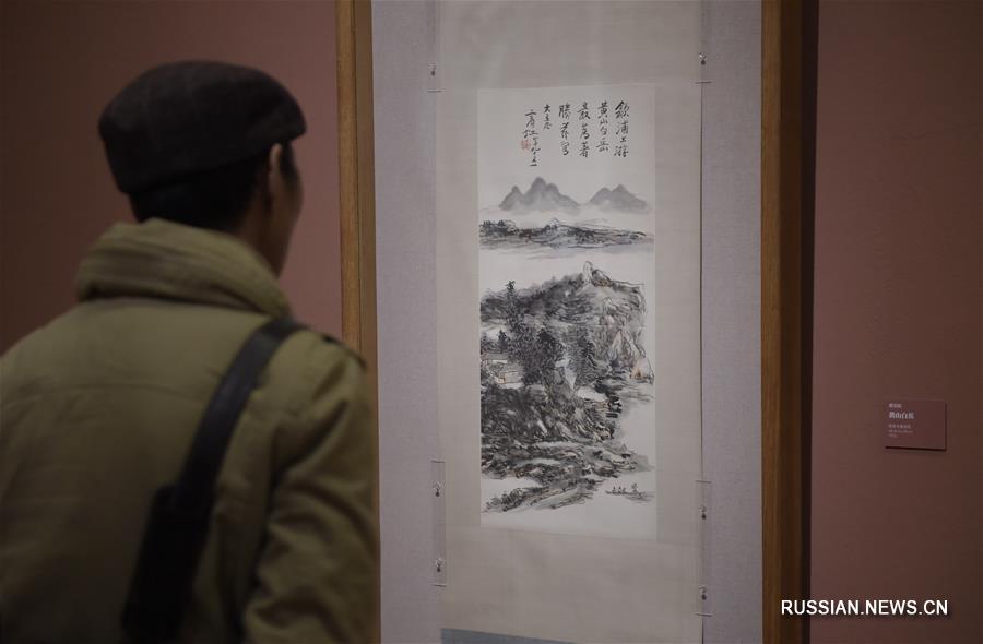 Выставка к Празднику весны открылась в Музее изобразительных искусств Китая