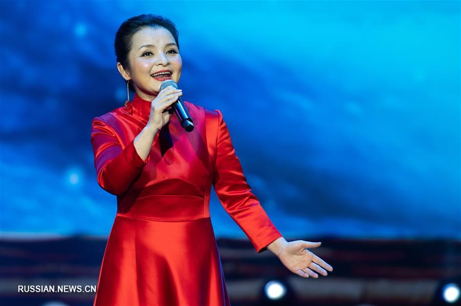 Праздничный вечер в честь Нового года по лунному календарю прошел в Аомэне