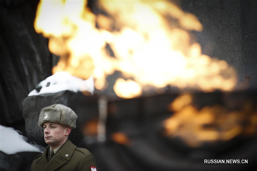 В Польше состоялись мероприятия по случаю 74-й годовщины освобождения концлагеря Освенцим