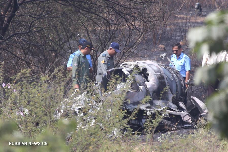 （国际）（6）印度一架教练战斗机坠毁2人死亡