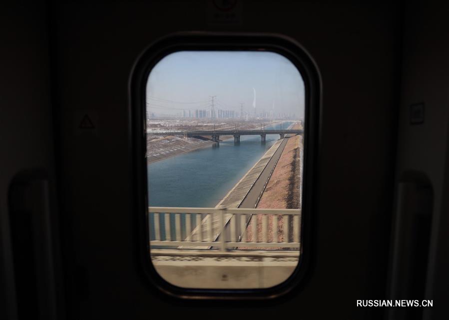 Путешествие из холодной зимы в теплую весну на высокоскоростном поезде