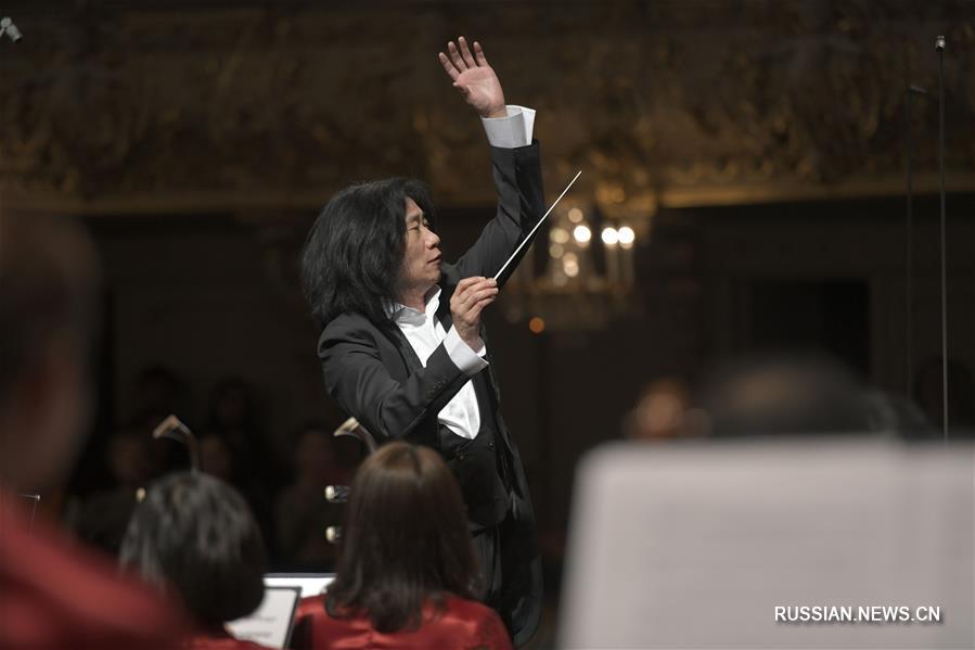 Большим концертом отметили праздник Весны в Санкт-Петербурге