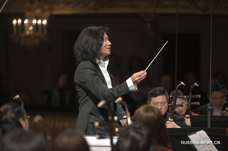 Большим концертом отметили праздник Весны в Санкт-Петербурге