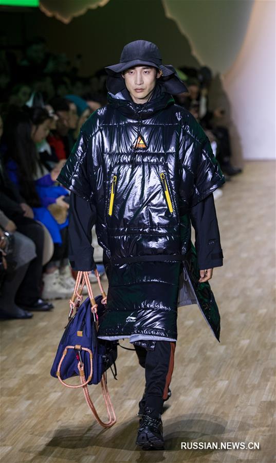Нью-Йоркская неделя моды сезона осень-зима 2019/2020 -- Коллекция от китайского бренда Li-Ning