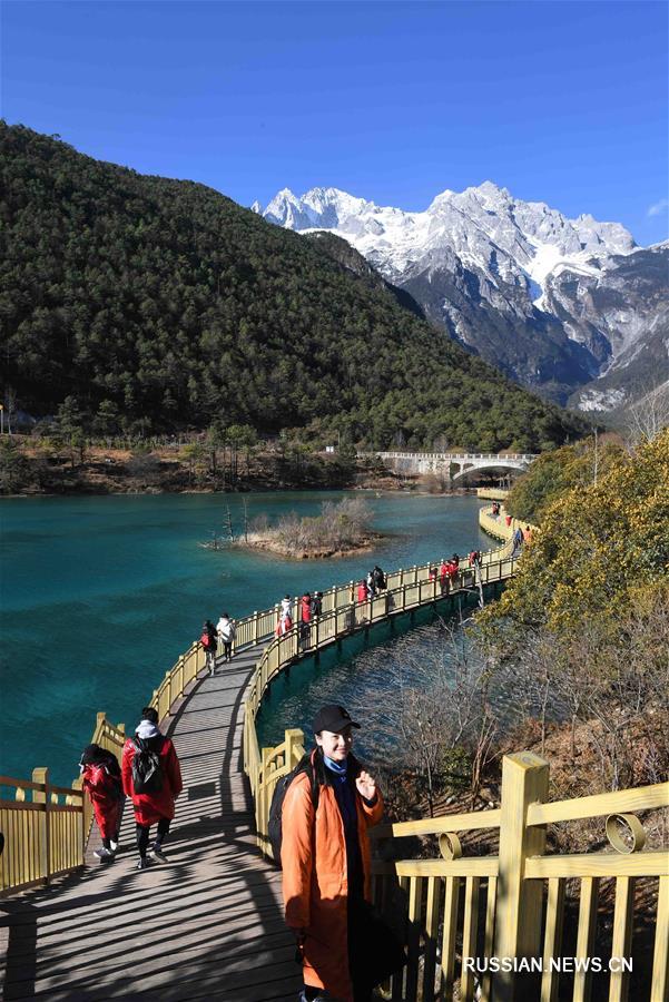 Величественные горные пейзажи в провинции Юньнань  