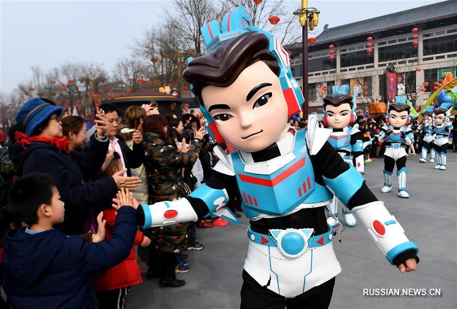 Праздник Фонарей отмечают по всему Китаю