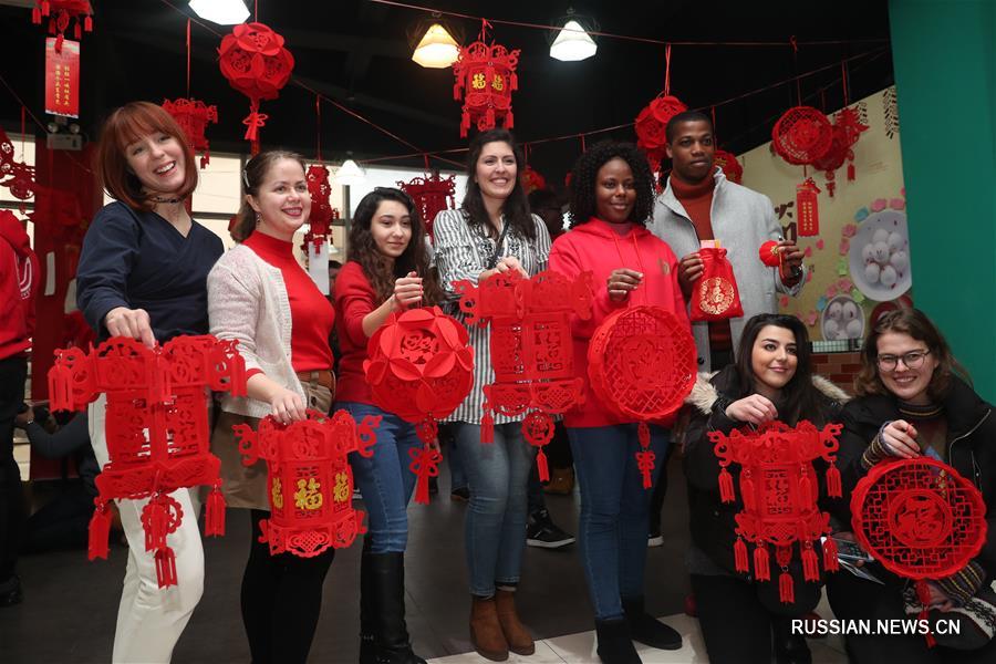 Праздник Фонарей отмечают по всему Китаю