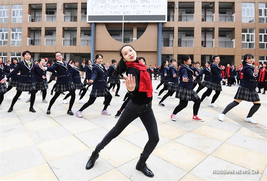 Первый день учебы в китайских школах