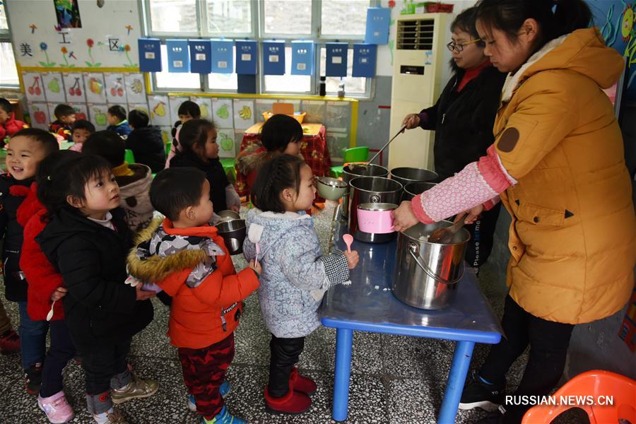 Новая жизнь сестер-близняшек из бедной дунской деревни