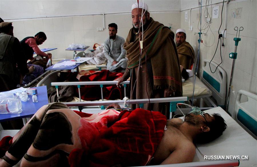 21 человек погиб при нападении на строительную компанию на востоке Афганистана