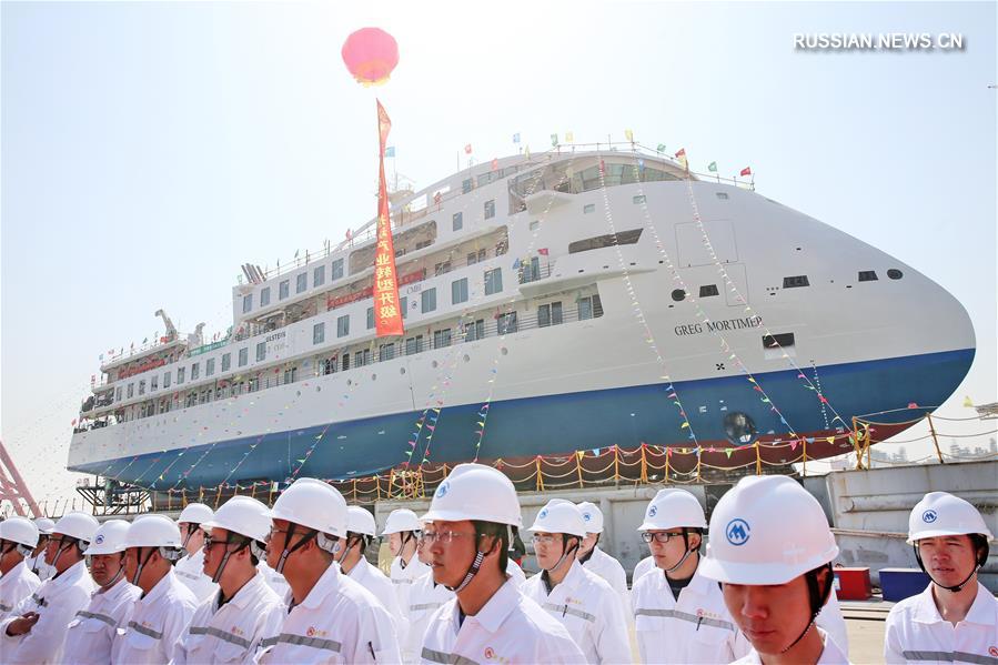 В Китае спустили на воду первый круизный лайнер для полярных экспедиций
