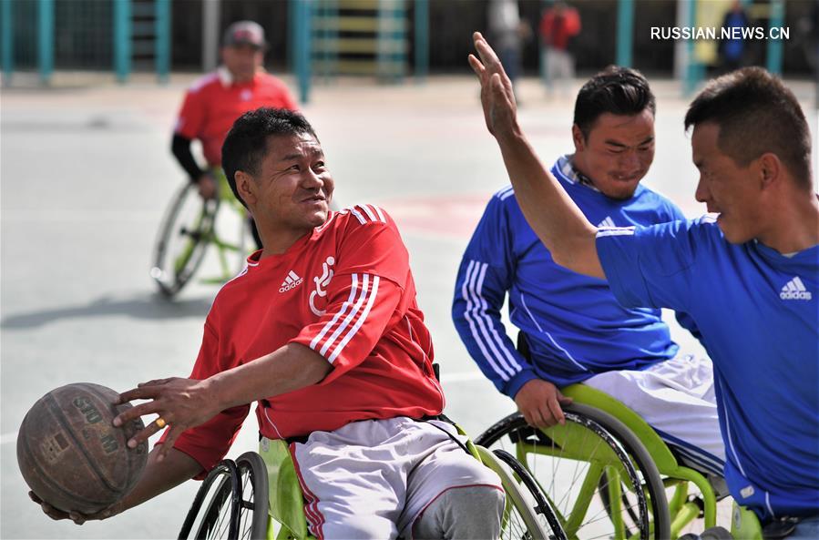 Здоровье нации -- Тибетская команда инвалидов-колясочников, играющая на высоте 3700 м над уровнем моря