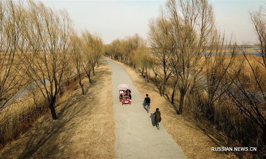 В Пекине открылся после зимы парк Еяху
