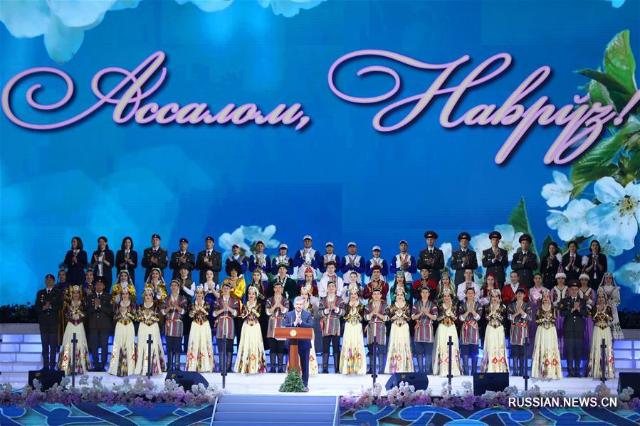 Президент Узбекистана поздравил соотечественников и зарубежных гостей с Наврузом