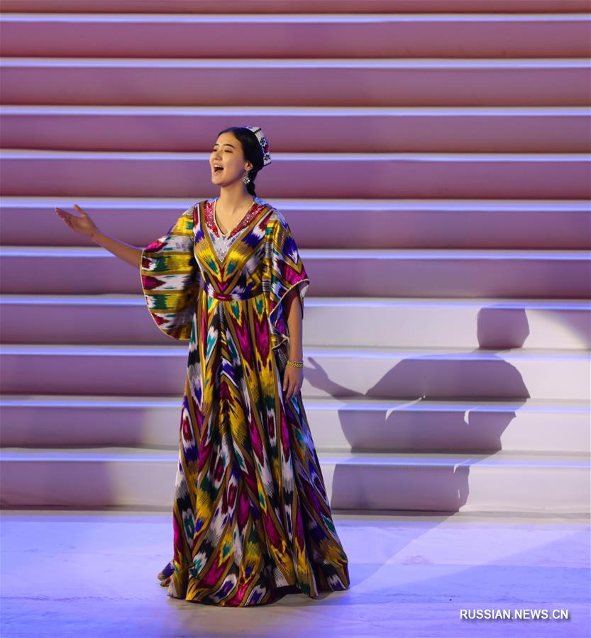 Президент Узбекистана поздравил соотечественников и зарубежных гостей с Наврузом