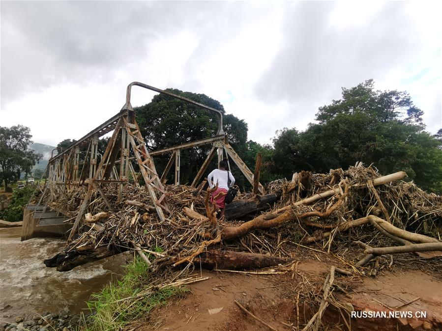 Число жертв тропического циклона "Идай" в Зимбабве возросло до 154 человек