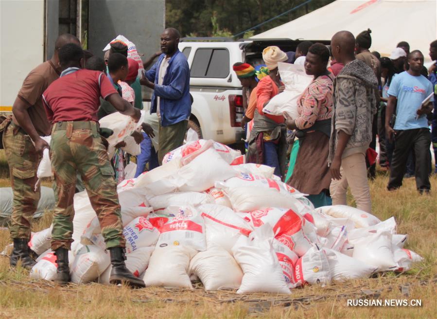 Тропический циклон "Идай" свирепствует в трех странах на юге Африки, несколько сотен человек погибли