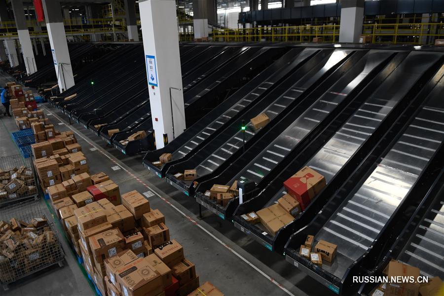 В провинции Чжэцзян открылся первый полностью автоматизированный логистический "парк будущего" компании Cainiao