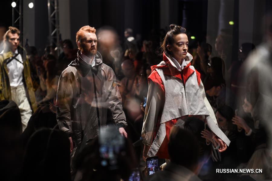 В Москве проходит неделя моды "Mercedez-Benz Fashion Week" 2019 