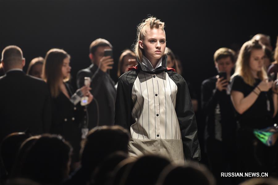 В Москве проходит неделя моды "Mercedez-Benz Fashion Week" 2019 