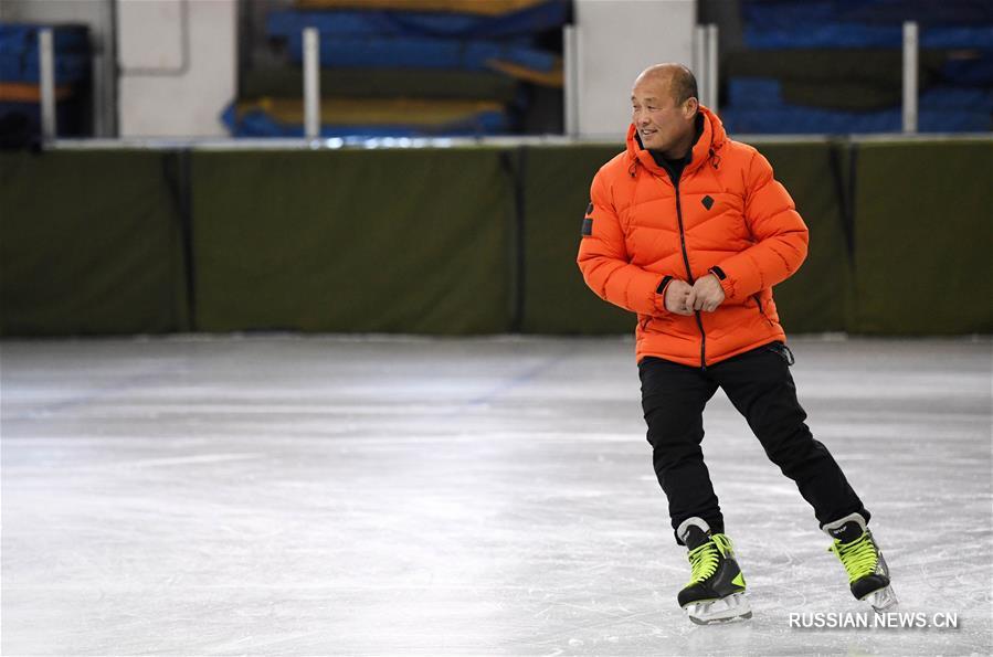 Пожилой любитель экстремальных прыжков в воду из города Муданьцзян