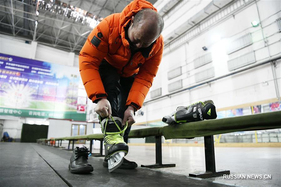 Пожилой любитель экстремальных прыжков в воду из города Муданьцзян