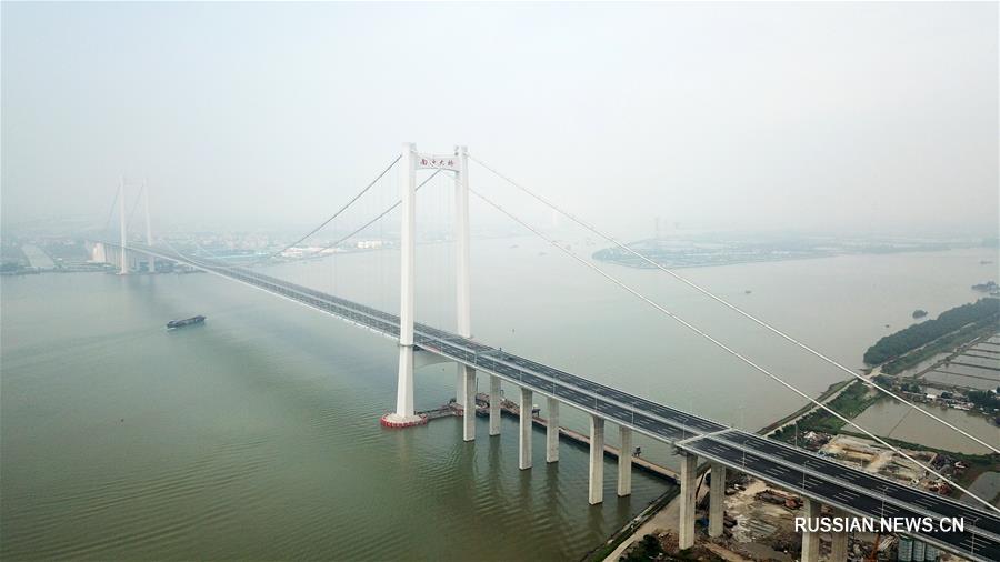 Открылось движение по мосту Наньша в Гуанчжоу