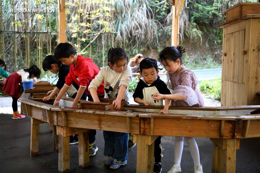 Каникулы по случаю праздника Цинмин в Китае