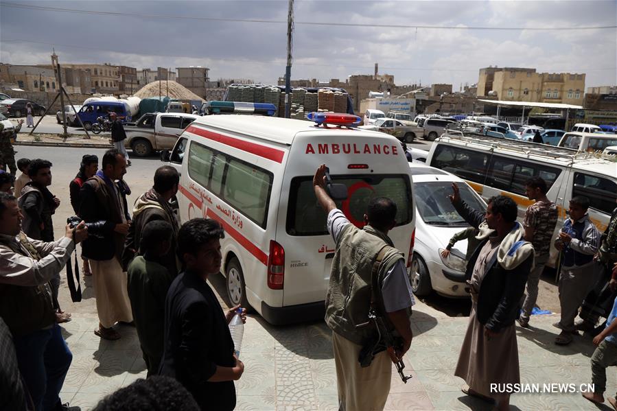 Столица Йемена Сана подверглась воздушному налету