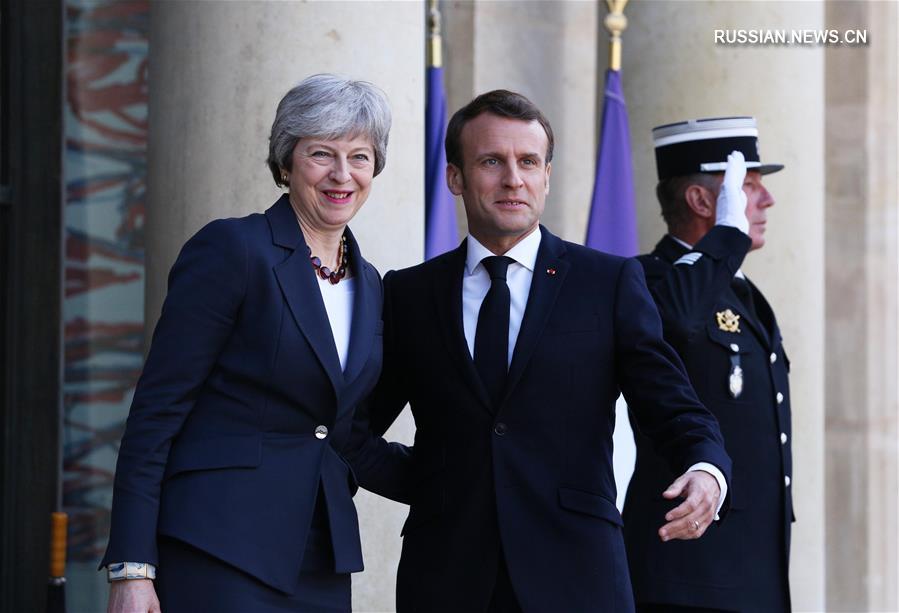 Премьер-министр Великобритании Тереза Мэй посетила Францию с визитом