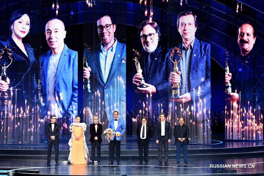 Церемония открытия 9-го Пекинского международного кинофестиваля