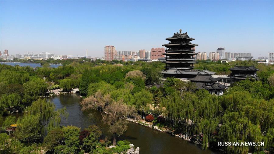 Апрельские пейзажи ландшафтного парка у озера Даминху