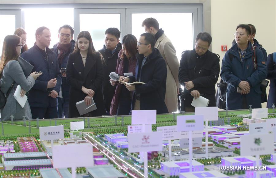 Журналисты ведущих китайских СМИ посетили индустриальный парк "Великий камень"