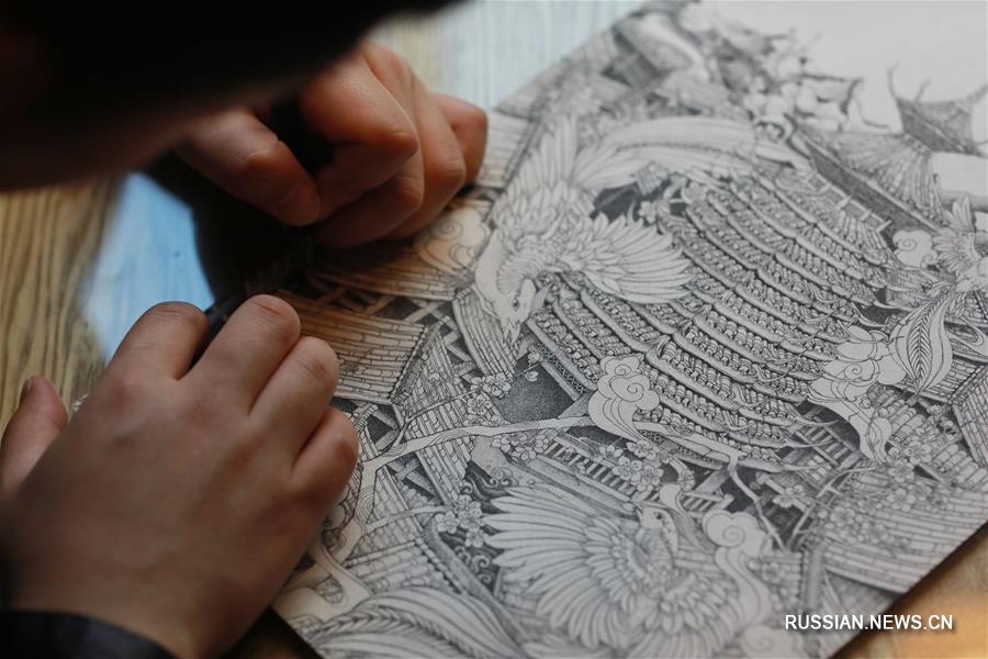 Молодой иллюстратор из провинции Гуйчжоу -- хранитель народной культуры