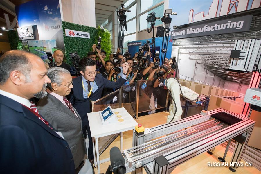 Китайские телеком-компании приняли участие в выставке технологий 5G в Малайзии