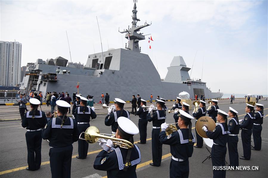 В Китай прибыл первый иностранный военный корабль для участия в мероприятиях в честь 70-летия образования ВМС НОАК