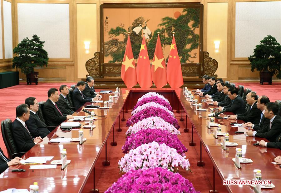 （XHDW）习近平会见越南政府总理阮春福