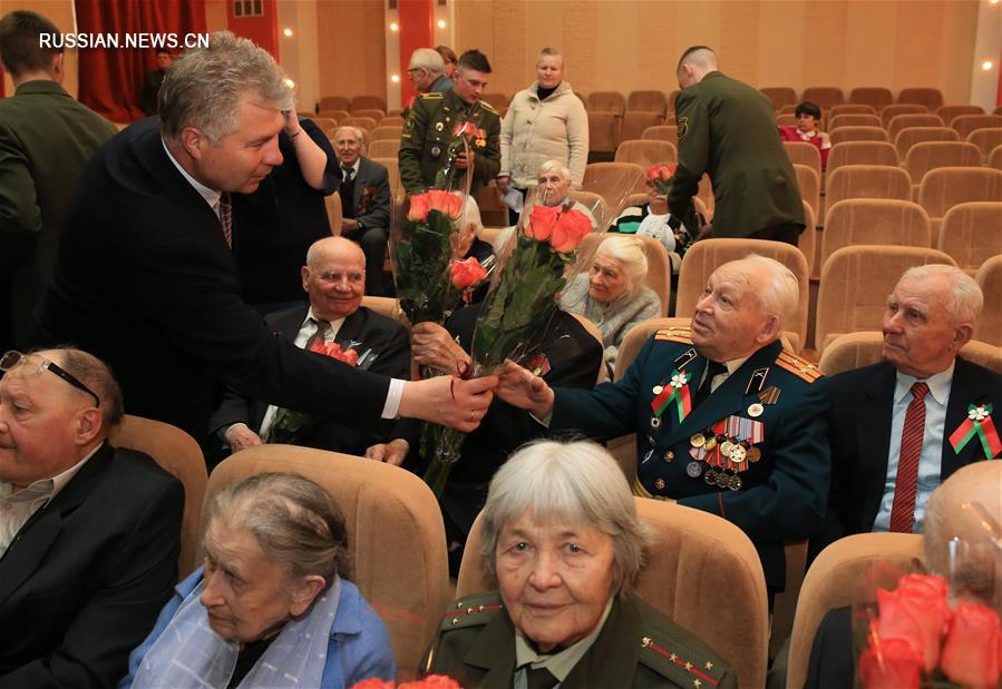 Накануне Дня Победы в Беларуси чествуют ветеранов Великой Отечественной войны