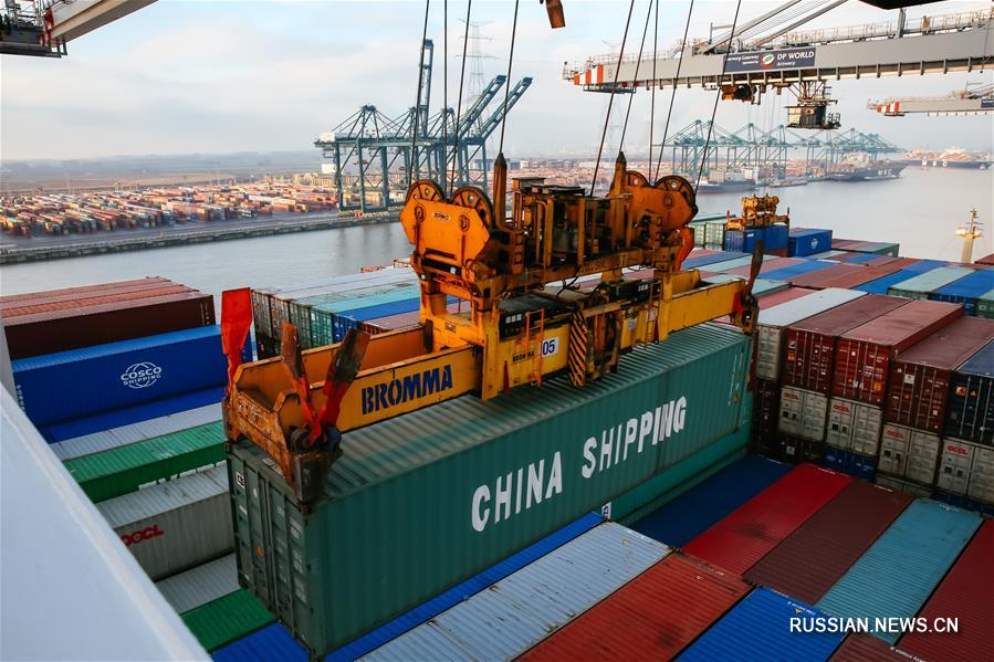 Китай является портовой державой и много лет подряд лидирует в мире по масштабам портовой отрасли