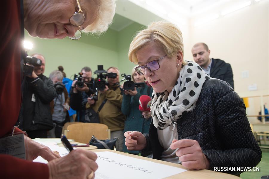 В Литве состоялось голосование на президентских выборах