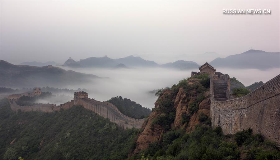 Цзиньшаньлин -- участок Великой Китайской стены на севере Китая