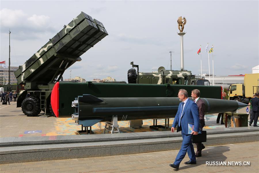В Беларуси открылась 9-я Международная выставка вооружений и военной техники MILEX-2019