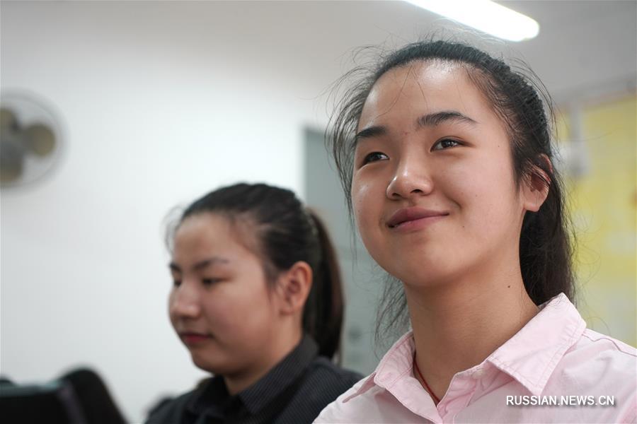 Жизнь двух студенток из Нанкинского педагогического университета специального образования