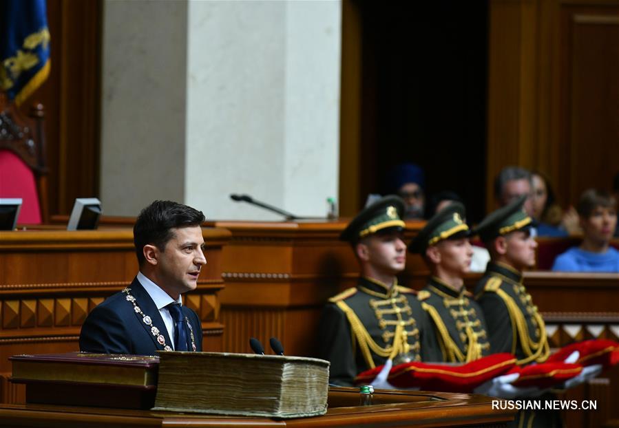 Владимир Зеленский принял присягу президента Украины