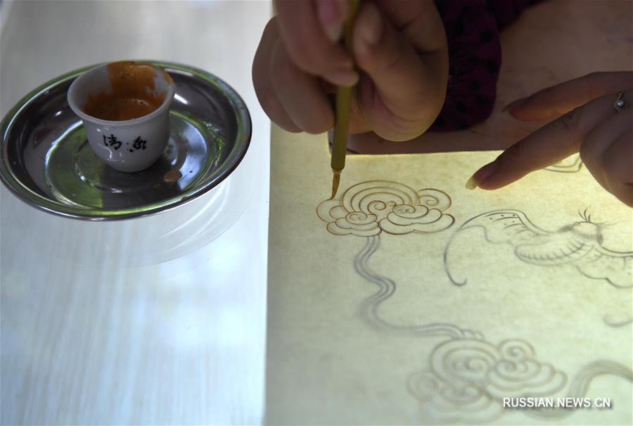 Возрождение считавшейся утерянной техники производства бумаги императорского двора Поднебесной